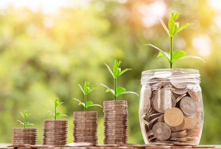 Motivational-Tips-to-Discipline-Yourself-to-Save-Money-1200
